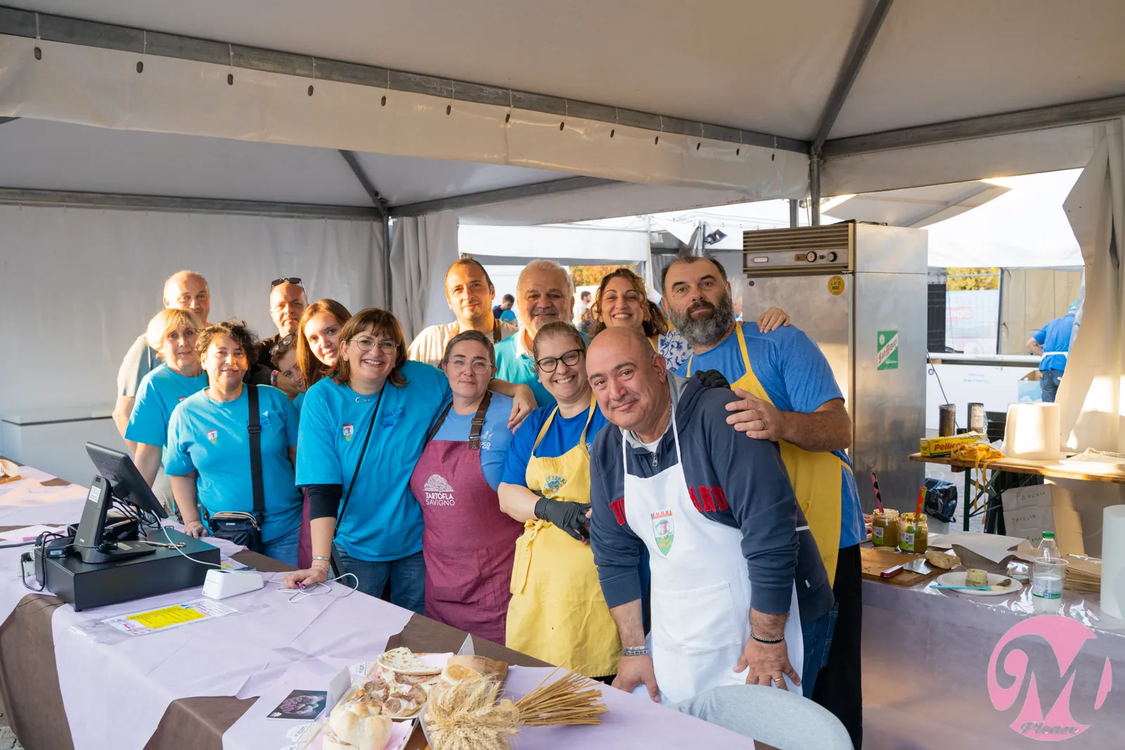 Volontari della Pro Loco al lavoro a Mortadella, please 2025